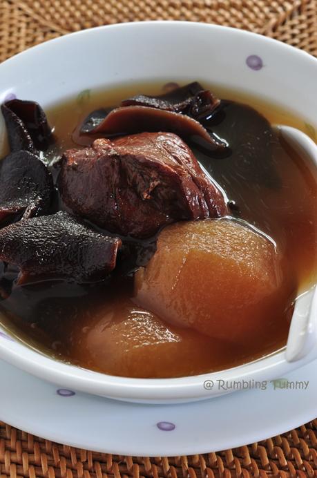 Apple Black Fungus Soup 苹果木耳汤