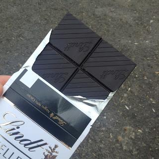 Lindt Excellence 90% Cocoa Supreme Dark Chocolate Review