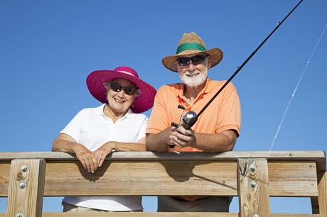 Polarized vs. Non Polarized Sunglasses for Fishing 