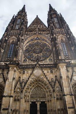 Prague 2: St. Vitus’s Cathedral/Prague Castle   [Sky Watch Friday]