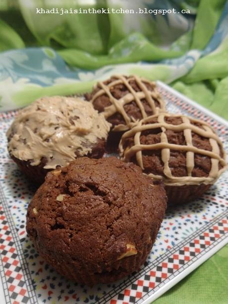 MUFFINS AU CHOCOLAT ET AU BEURRE D'ARACHIDE / CHOCOLATE PEANUT BUTTER MUFFINS /MUFFINS DE CHOCOLATE Y MANTEQUILLA DE MANÍ /مافن الشوكولاطة و زبدة الفول السوداني