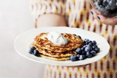 Keto pancakes with berries and whipped cream