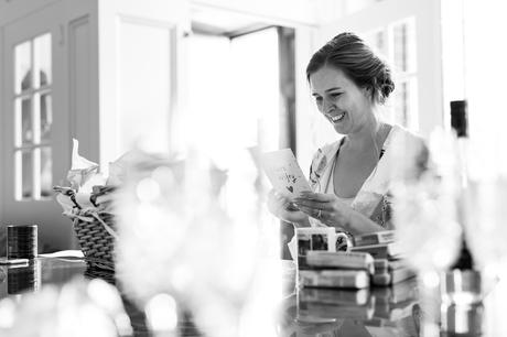 York Wedding Photographers bride reads letter