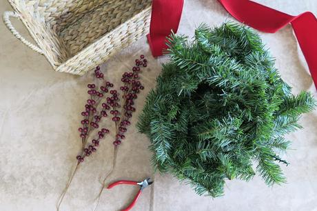 Pine garland craft