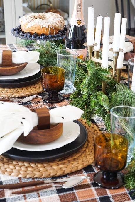 A Perfectly Plaid Holiday Table