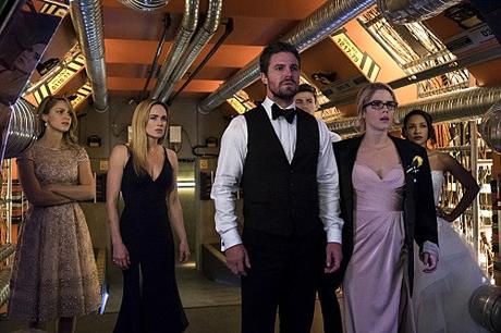 The CW Crossover Event Crisis on Earth-X Review