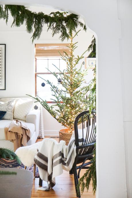Meaningful Holiday Home Tour