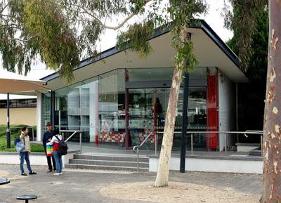 A Visit to the Glen Waverly Library, near Melbourne, Australia