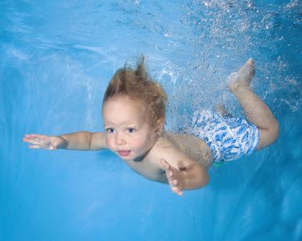 Teach your child to swim with Baby Paddlers Swim School