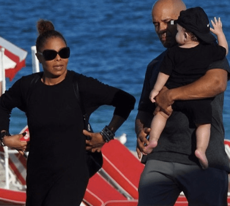 Janet Jackson & Son Eissa Hanging On The Beach In Miami