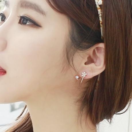 clip on earrings
