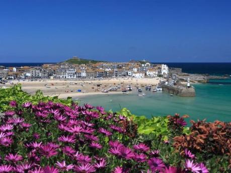 Now Celebrate Christmas With Luxuries With Sykes Cottages!