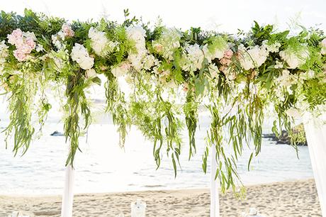 romantic-elegant-wedding-on-the-beach-12