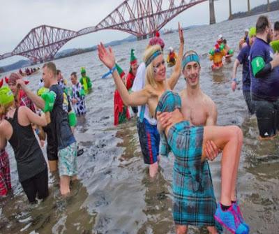 New Year's Celebrations: South Queensferry Loony Dook