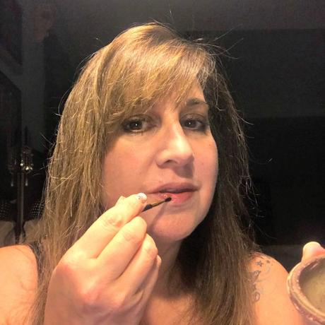 Organic Moroccan Clay Pot Lip and Cheek Stain Review