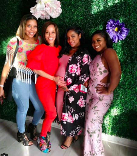 Reginae Carter Gives Mom Toya Wright A Pamper Party