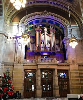 A festive day at Kelvingrove Art Gallery & Museum