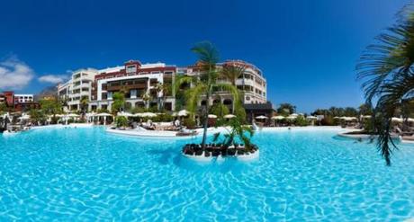 Get The Best Of Hotel Deals On The Most-Sought After Shopping Day-Boxing Day!