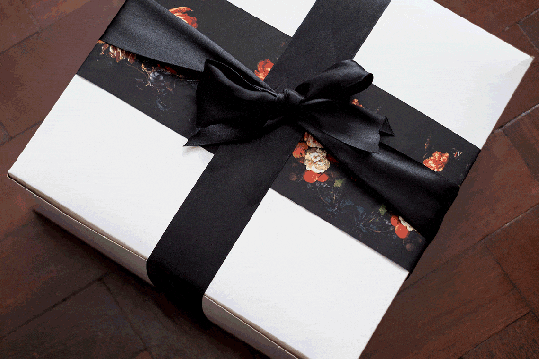 Grab Some Fantastic Year-End-Sale Deals! To End Your Year On An Amazing Note!