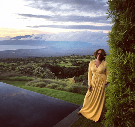 Oprah Throws Bestie Gayle King A B-Day Dinner On Her Maui Estate