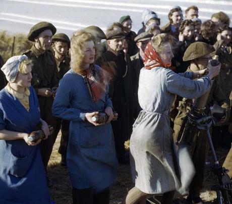 Women-war-workers-from-the-small-West-Country-arms-factory-Cornwall Women-war-workers-from-the-small-West-Country-arms-factory-Cornwall