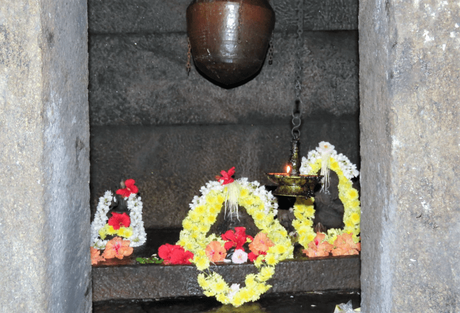 The main idol at the Kallu Ganapati temple