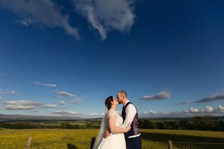 York wedding photography couple in a sunny day