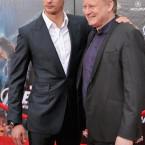 Stellan+Skarsgard+Premiere+Marvel+Studios+D_anFThhWW3l