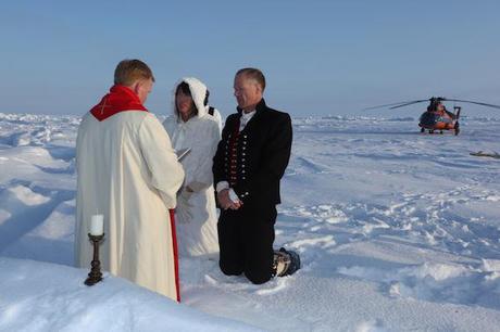 Borge Ousland Gets Married At The North Pole