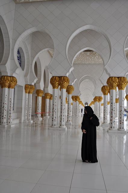 Mosque & Veil