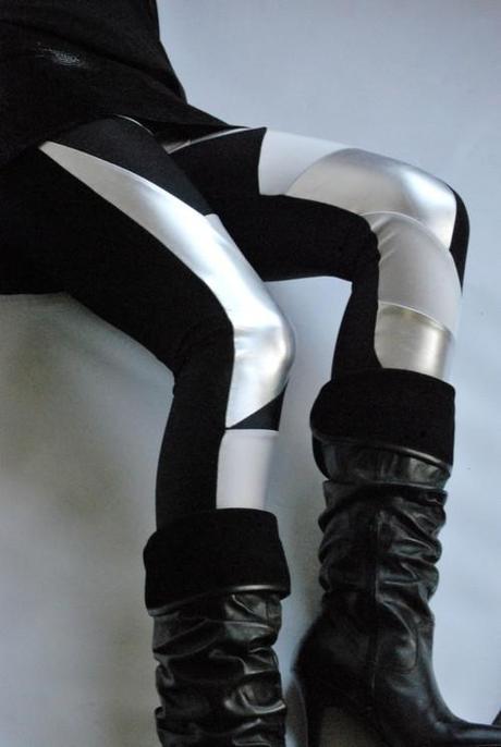 Legging love for these silver and black geometric leggings from...
