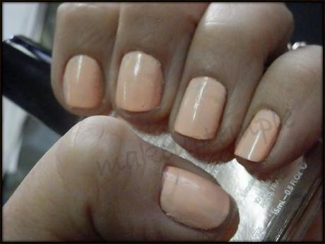 Product Reviews: Nail Polish ; Nail Polish Collections : American Apparel : American Apparel Summer Peach Nail Polish Review & Swatches