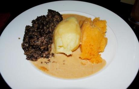 what-to-see-in-edinburgh-haggis