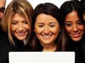 Social Networking Jewelry Shopping Make Connections