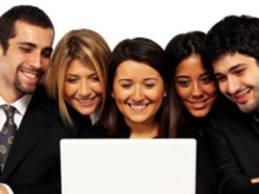 Social Networking and Jewelry Shopping Make Connections