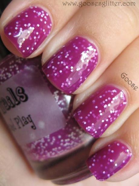 Dandy Nails - Come Out and Play and You Set My Soul Alight: Swatches and Review