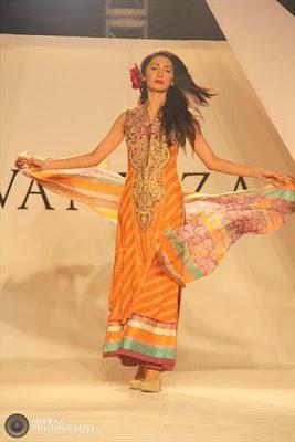 Vaneeza V Lawn Prints Exhbition 2012 At Palm Clifton Karachi