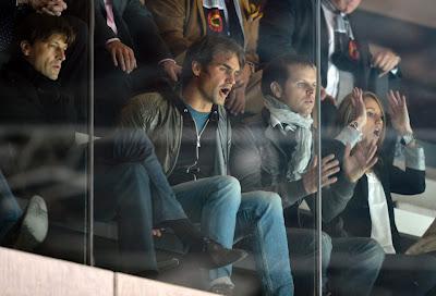 Federer Cheering for Basel's Hockey Team