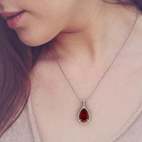 Amazing Facts About the January Birthstone You Need to Know Amazing Facts About the January Birthstone You Need to Know