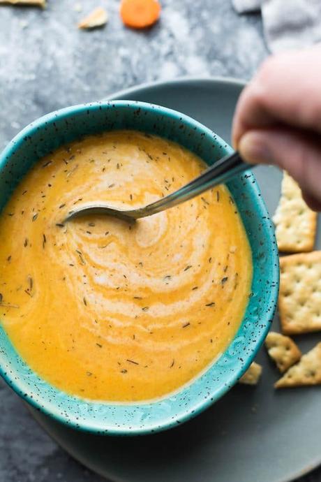 Vegan Carrot Ginger Soup made in the Instant Pot, or on your stove top. A simple and healthy soup recipe to have on your table in minutes! #soup #vegan #carrot #instantpot