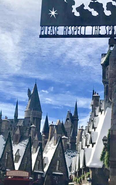 10 Tips + Hacks For Visiting The Wizarding World of Harry Potter