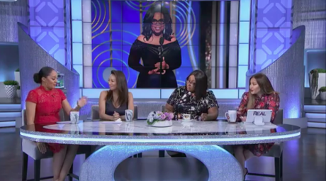 [WATCH] Tamera Mowry Becomes Emotional Discussing Golden Globes