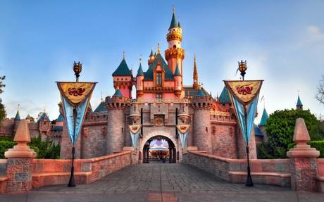 Experience The Best Of The Disneyland Adventures!