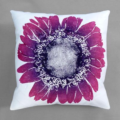 Daisy Pillow - Violet (White Linen)