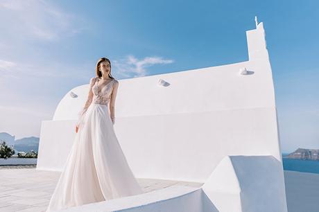 beautiful-shoot-santorini-costantino-wedding-dresses-1
