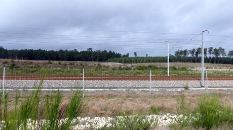 A low-speed road-trip alongside the high-speed railway line from Bordeaux to Montguyon