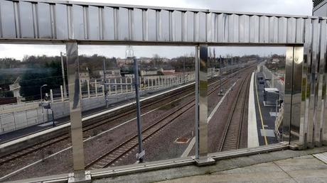 A low-speed road-trip alongside the high-speed railway line from Bordeaux to Montguyon