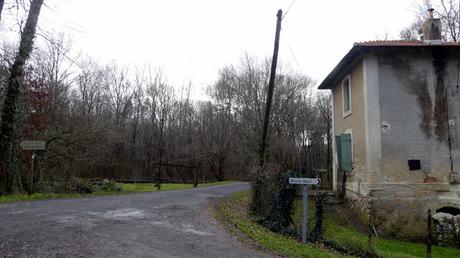 A low-speed road-trip alongside the high-speed railway line from Bordeaux to Montguyon