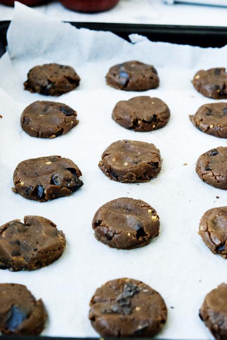 Chickpea Chocolate Chip Cookies (gluten-free)