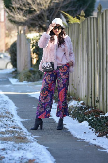 how to wear pinki fur in winter. pantone color 2018, purple, h7M purple pants, gap fur jacket, velvet cap, street style, fashion blogger, myriad musings